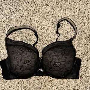 Cacique 40D black lace bra
